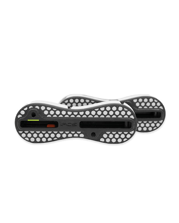 Black FCS II 3 degree left and right rail fin plugs